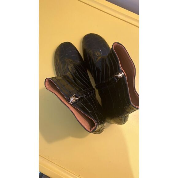 Mansur Gavriel Soft Embossed Black Leather Booties Size 10 (40) - Picture 7 of 7